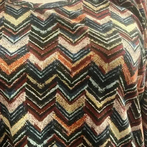 Forbidden Society chevron pattern in fall colors long sleeve stretchy NWOT Med - Picture 4 of 9